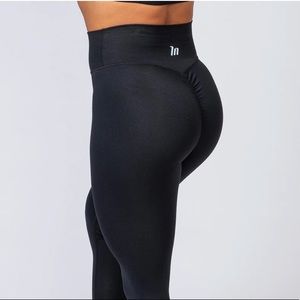 Musclenation 7/8 Scrunch Leggings